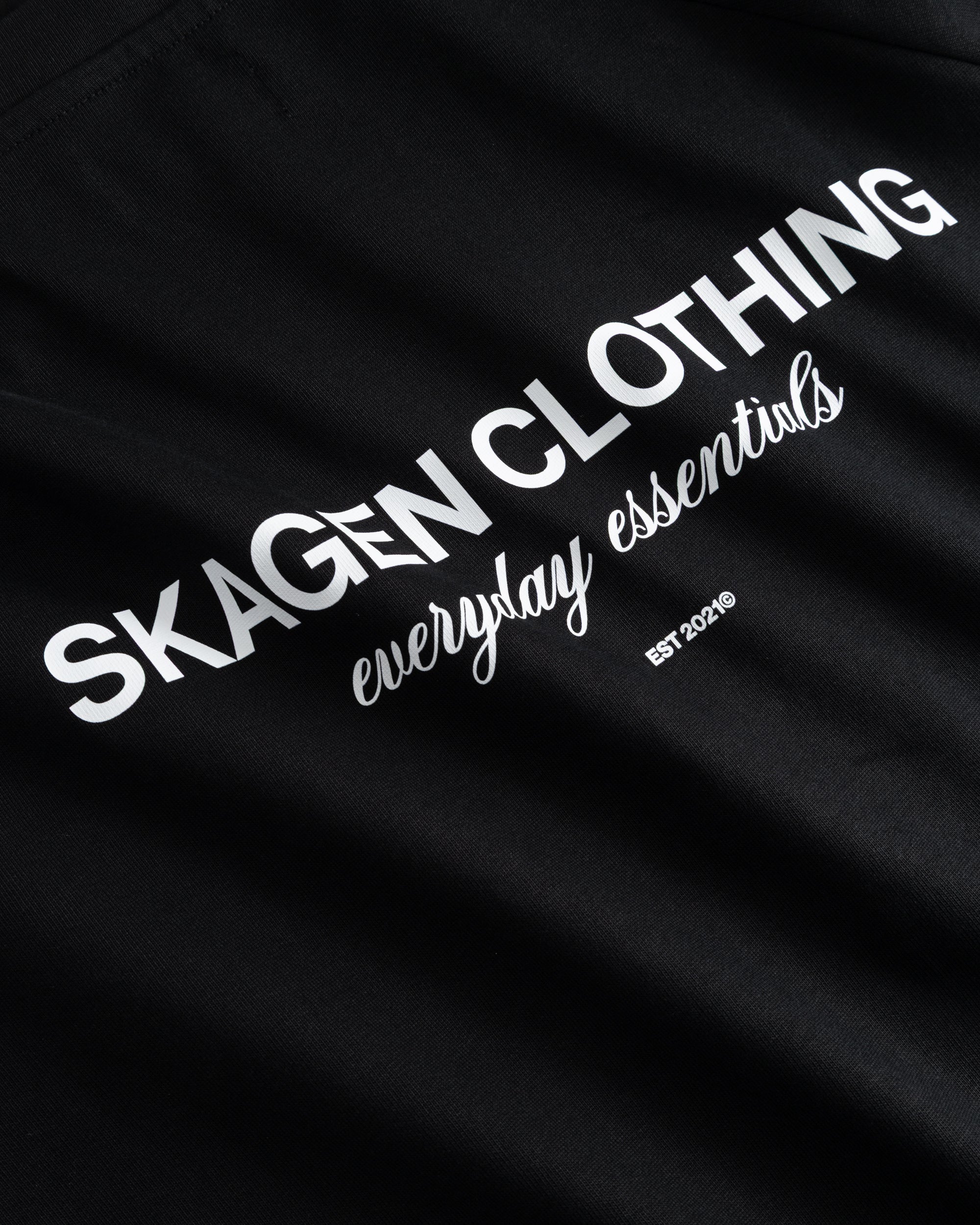 Everyday Essential Raglan Longsleeve Black